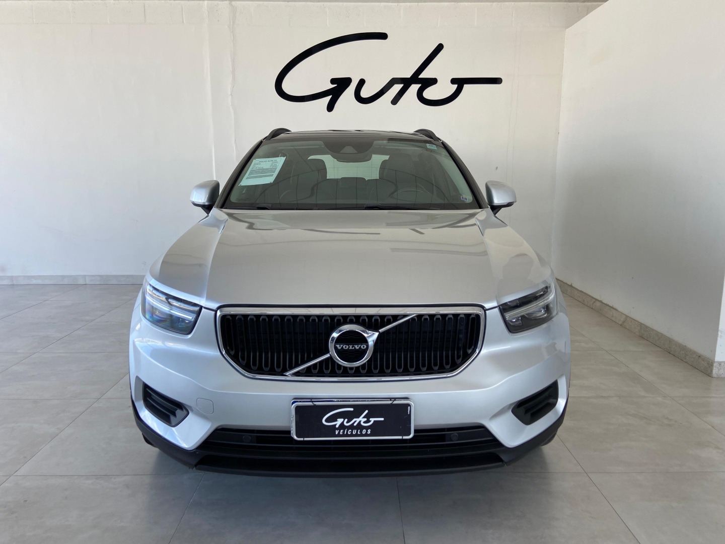 VOLVO XC 40