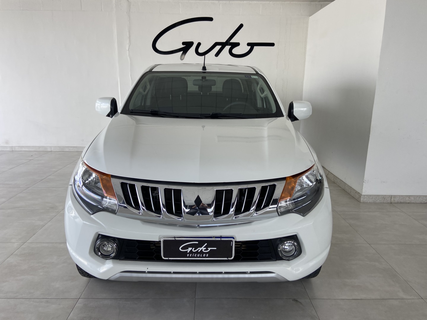 MITSUBISHI L200 TRITON