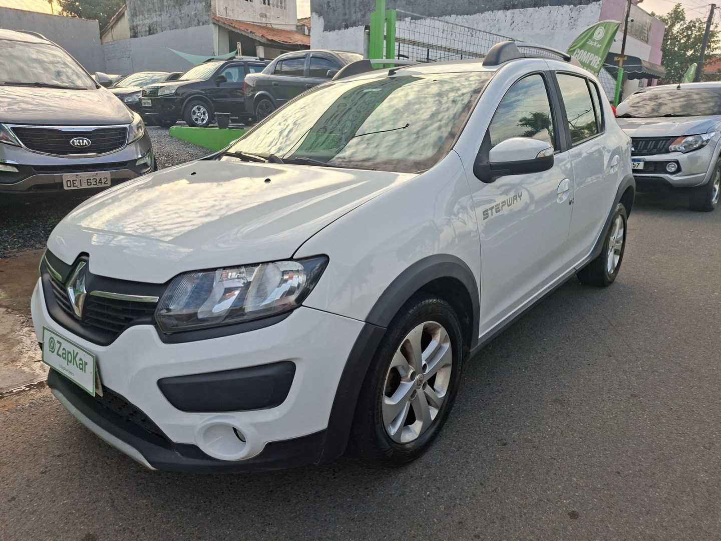 RENAULT SANDERO