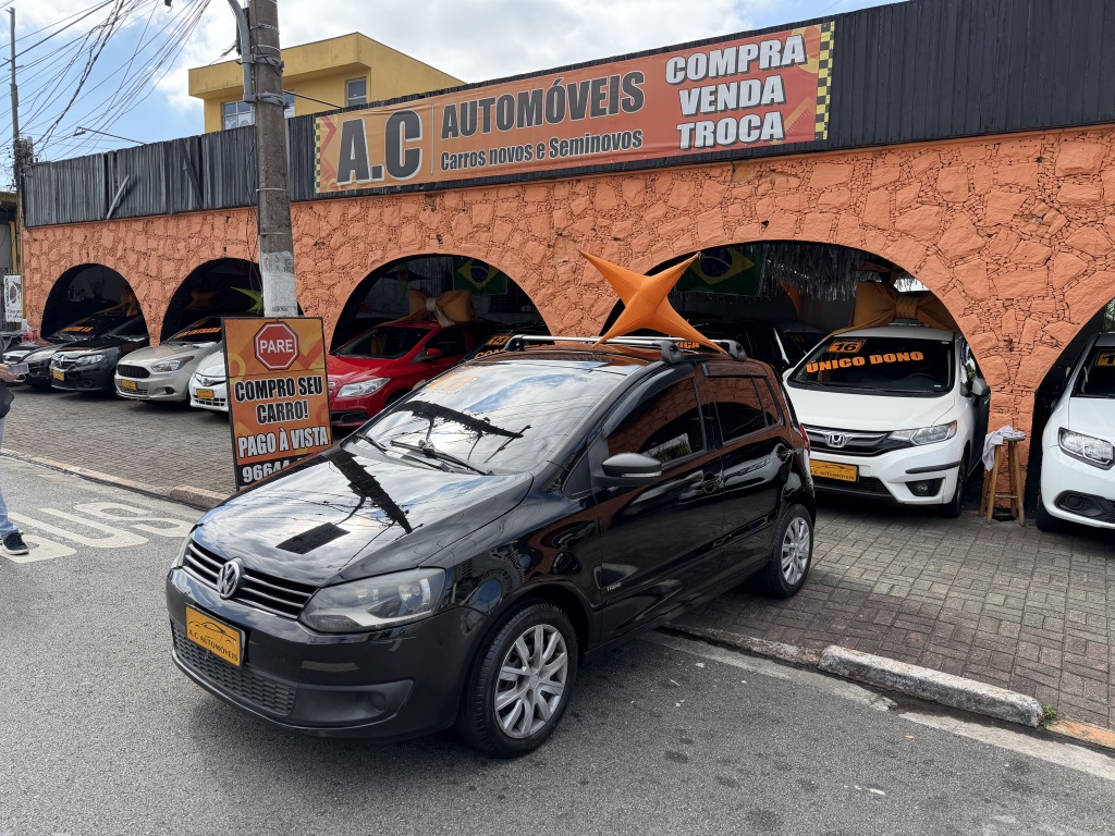 VOLKSWAGEN FOX