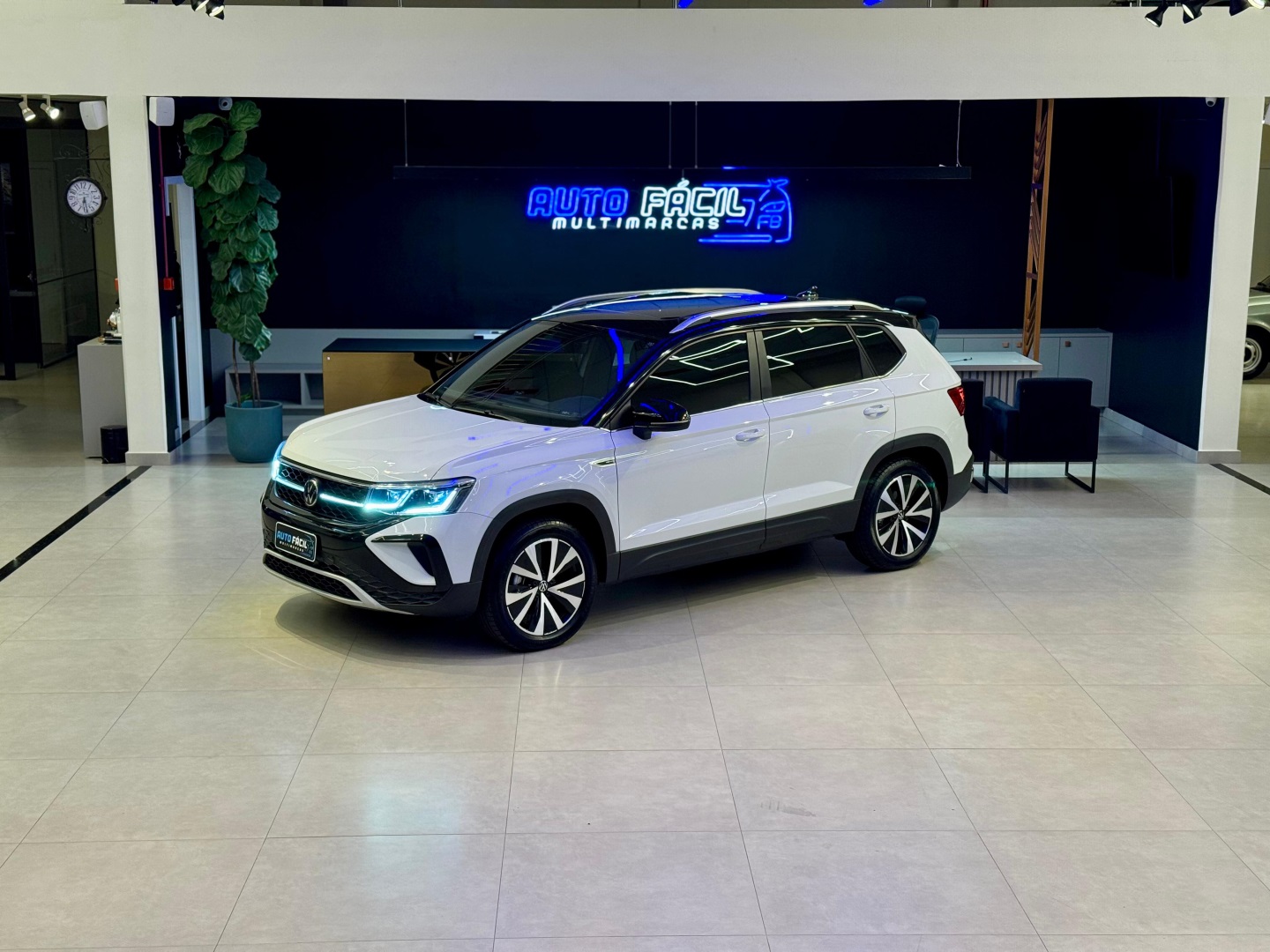 VOLKSWAGEN TAOS