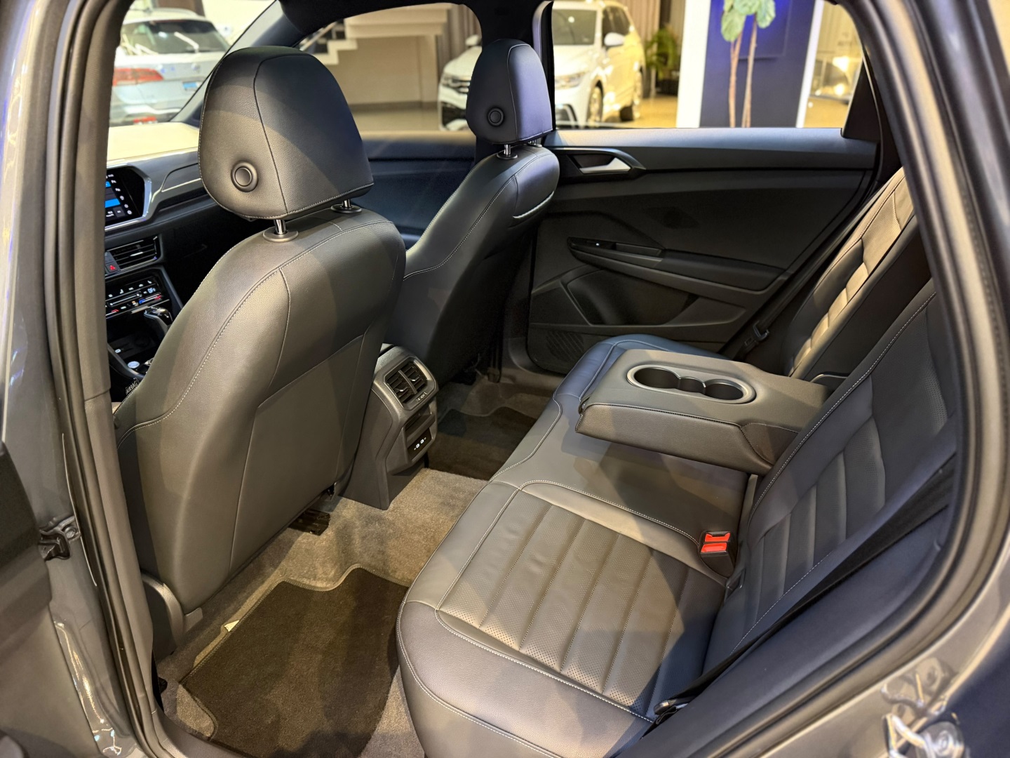Volkswagen Taos 1.4 250 TSI Total Flex Highline Automático - foto 19