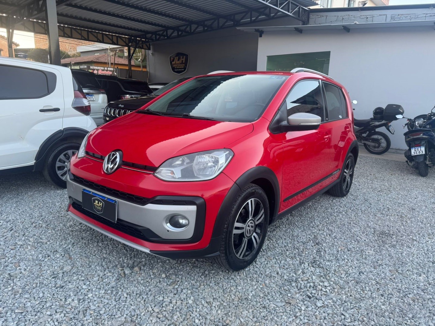VOLKSWAGEN CROSS UP