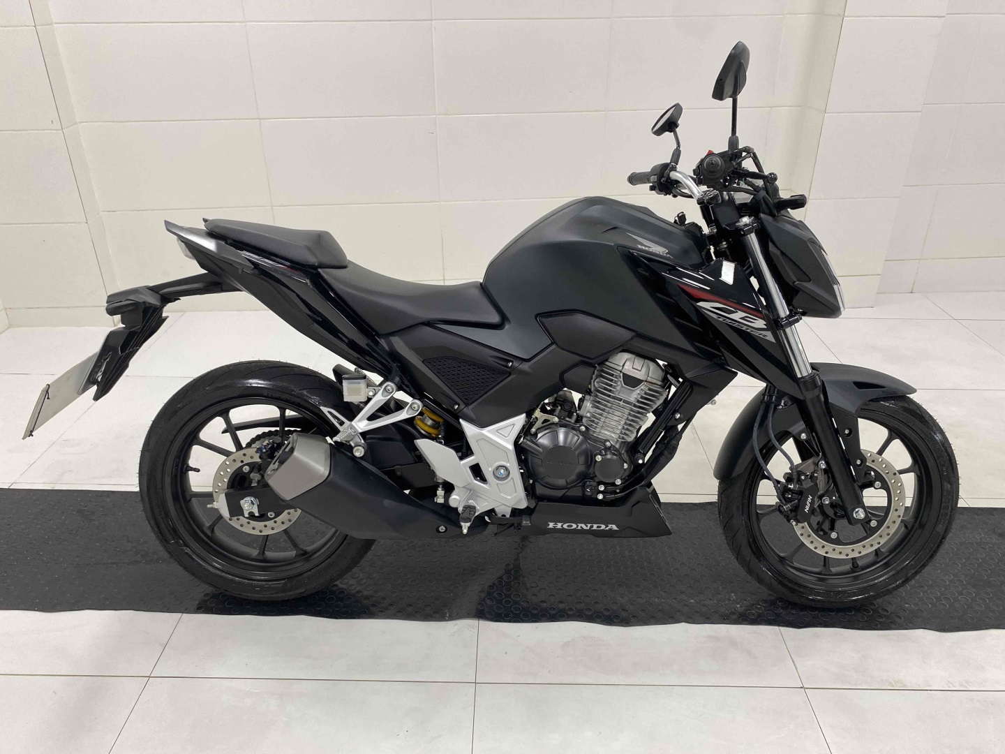 HONDA CB 300F TWISTER CBS