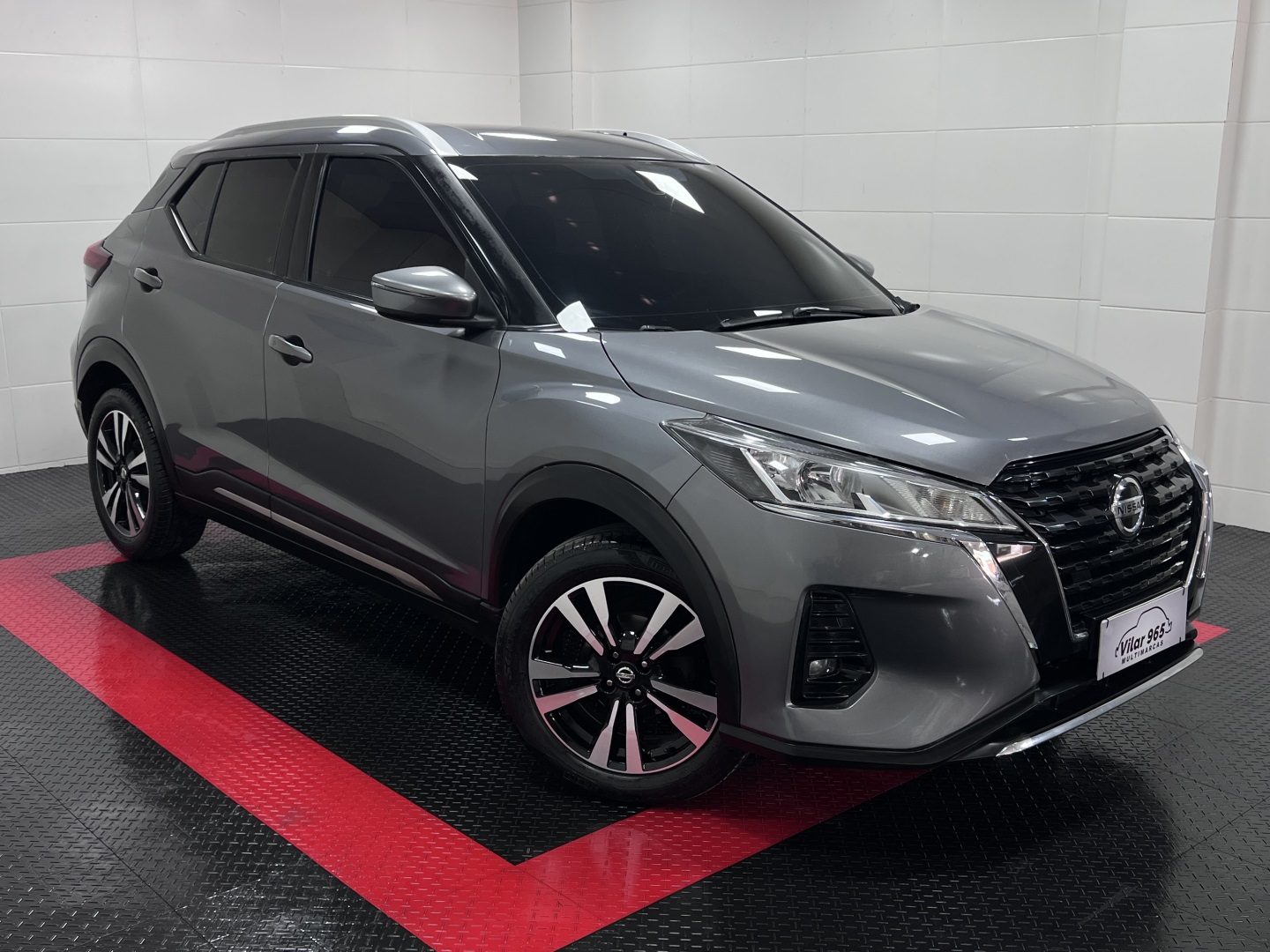 NISSAN KICKS