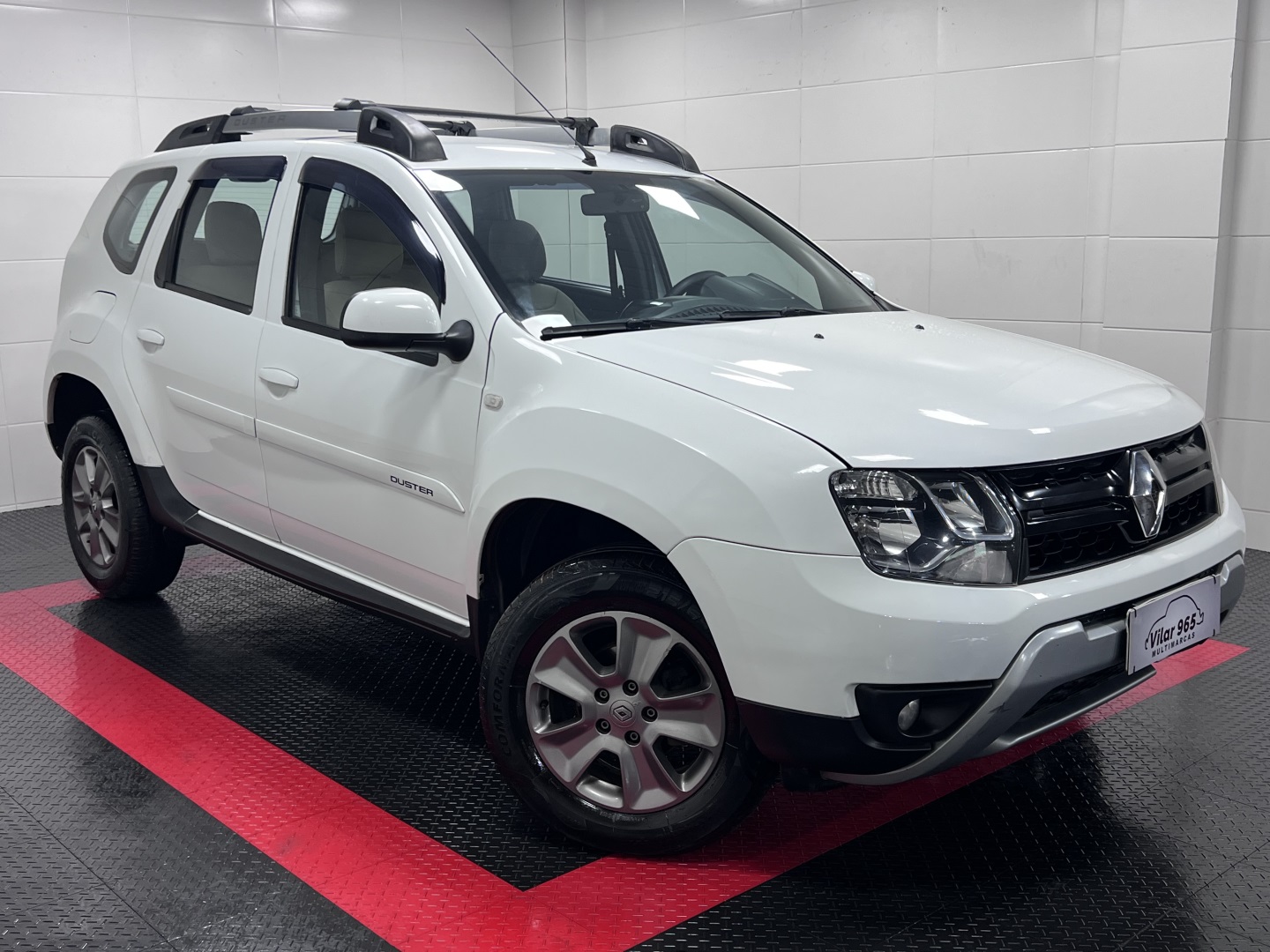 RENAULT DUSTER