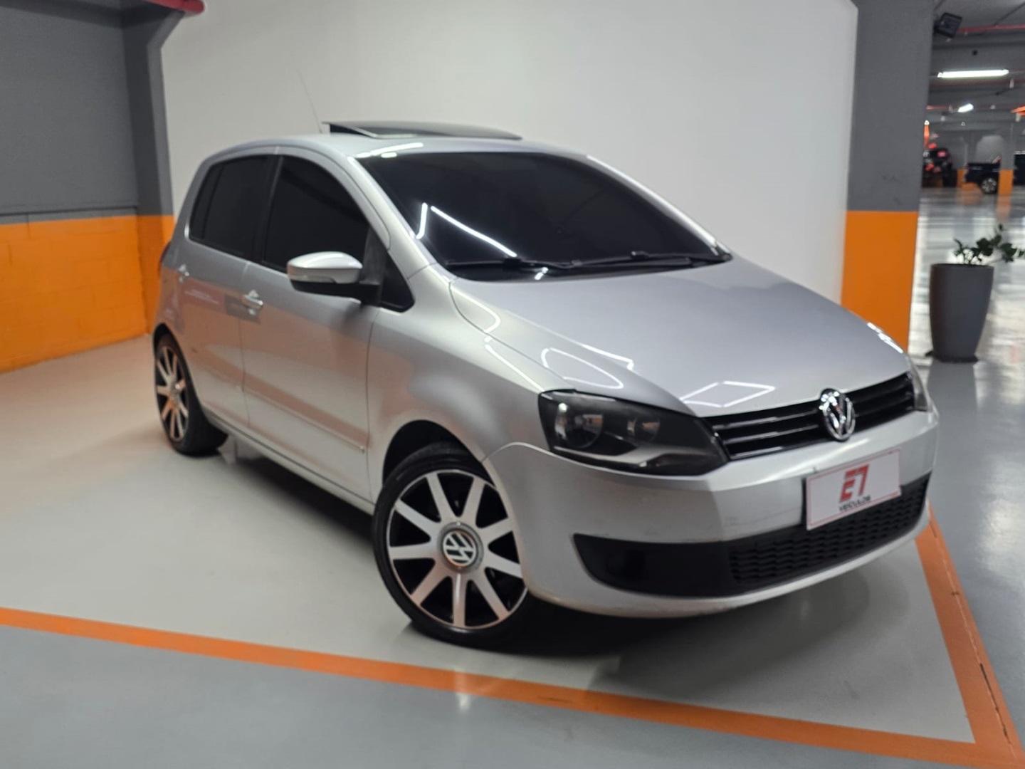 VOLKSWAGEN FOX
