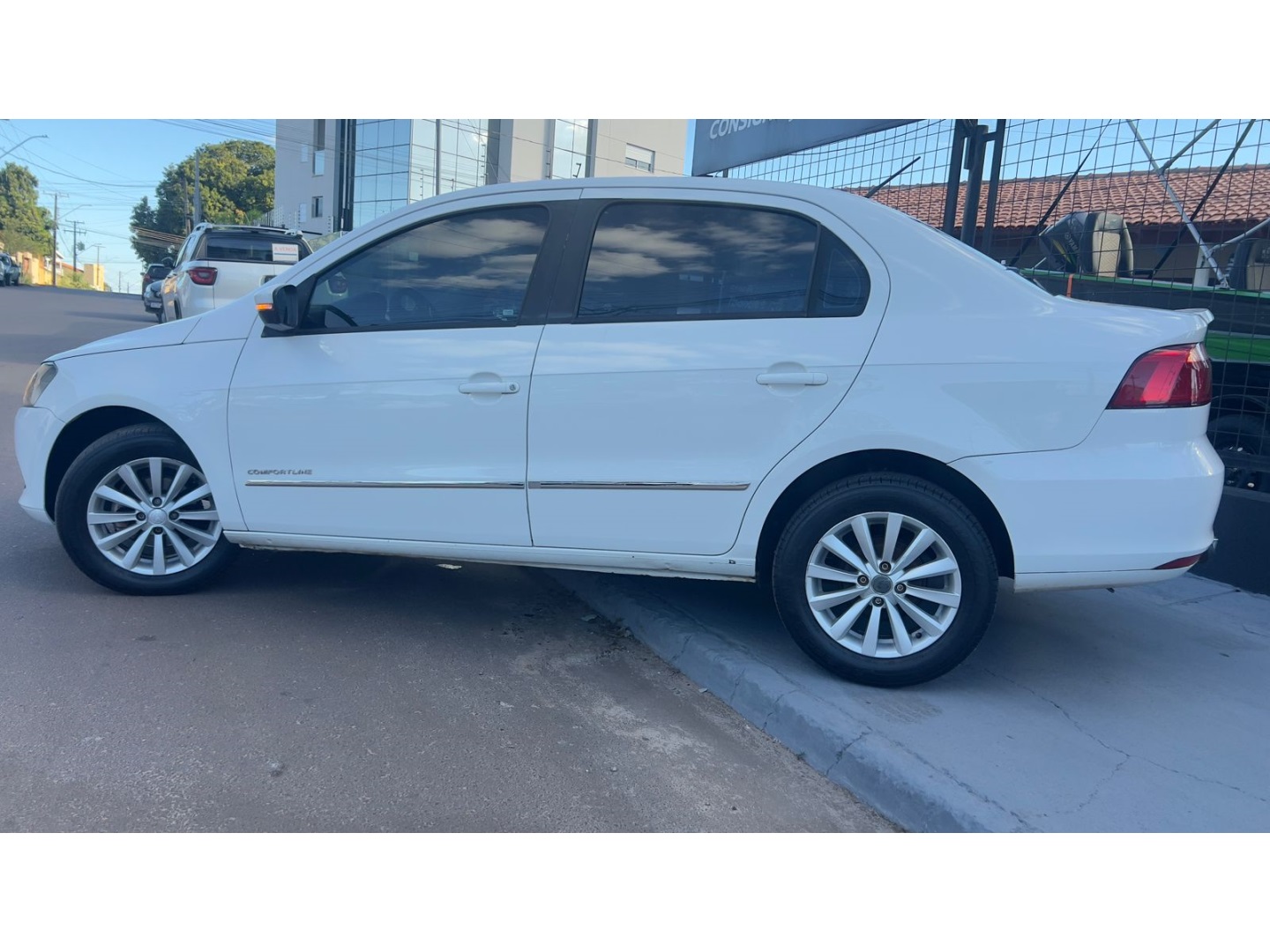 VOLKSWAGEN VOYAGE