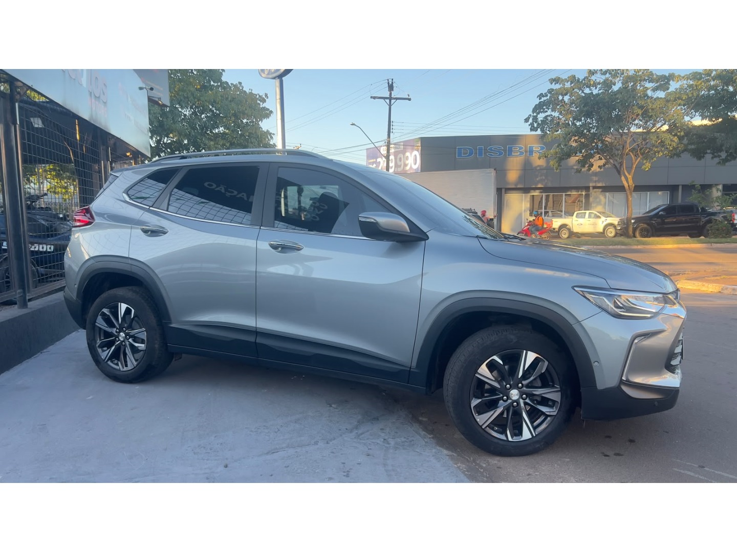 CHEVROLET TRACKER
