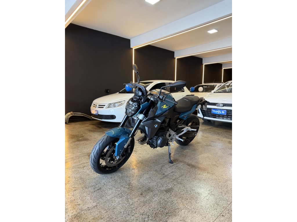 BMW F 900 R SPORT PLUS