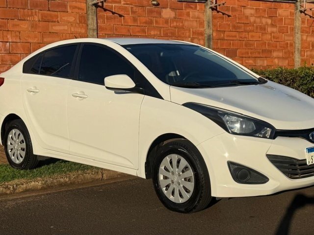 HYUNDAI HB20S