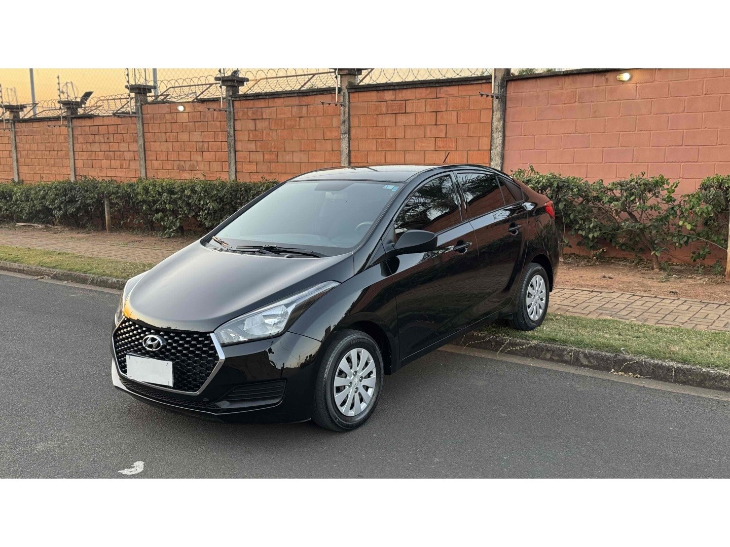 HYUNDAI HB20S 1.0 UNIQUE 12V FLEX 4P MANUAL