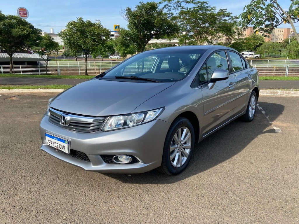 HONDA CIVIC 1.8 LXS 16V FLEX 4P AUTOMÁTICO