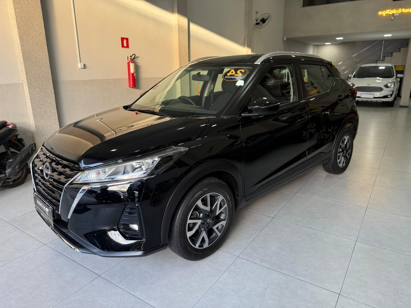 NISSAN KICKS