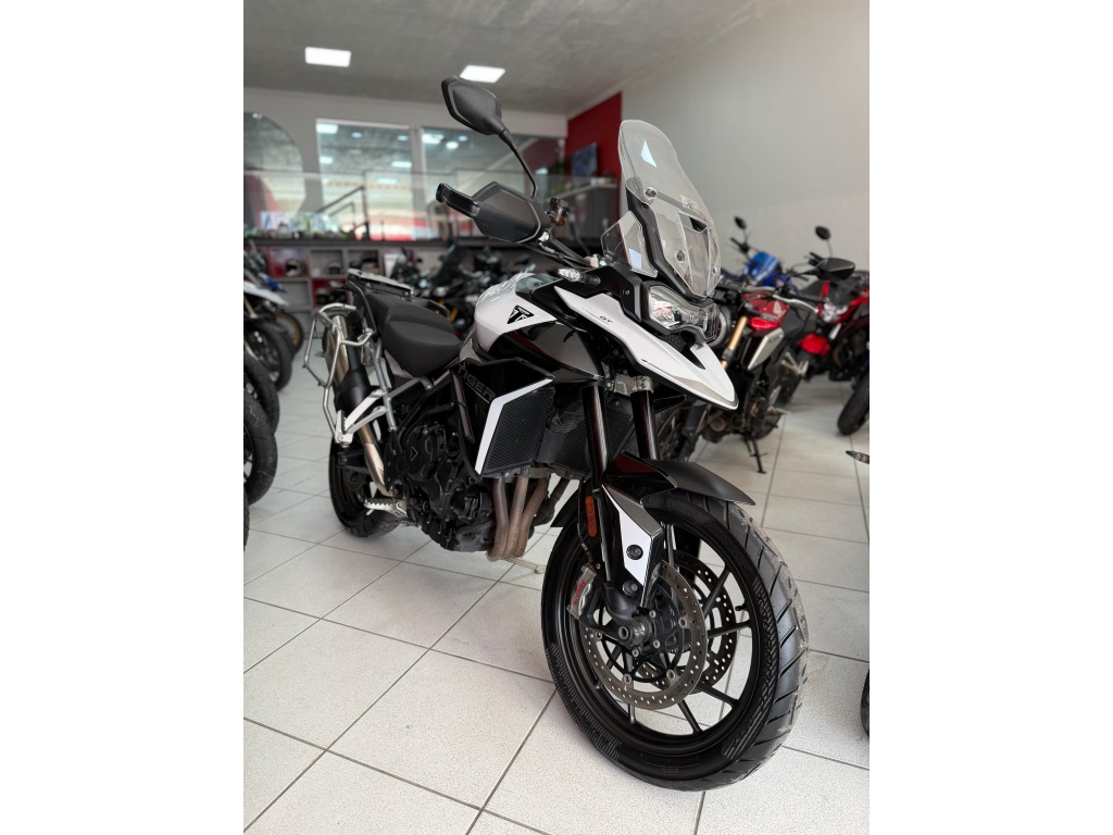 TRIUMPH TIGER 900 GT