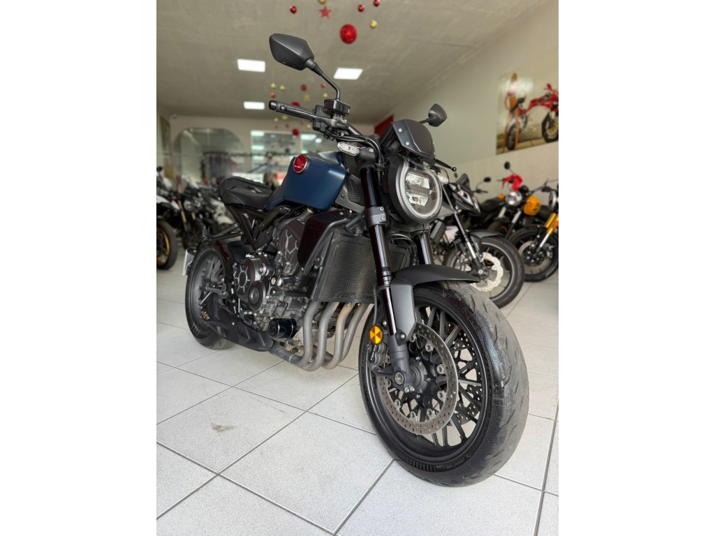 HONDA CB 1000R BLACK EDITION