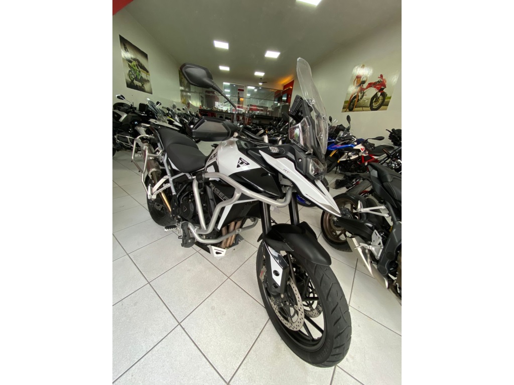 TRIUMPH TIGER 900 GT