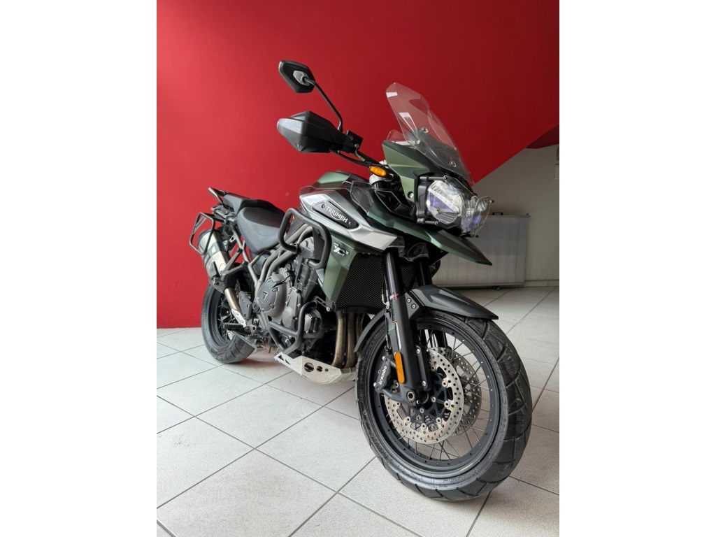 TRIUMPH TIGER 1200 XCX