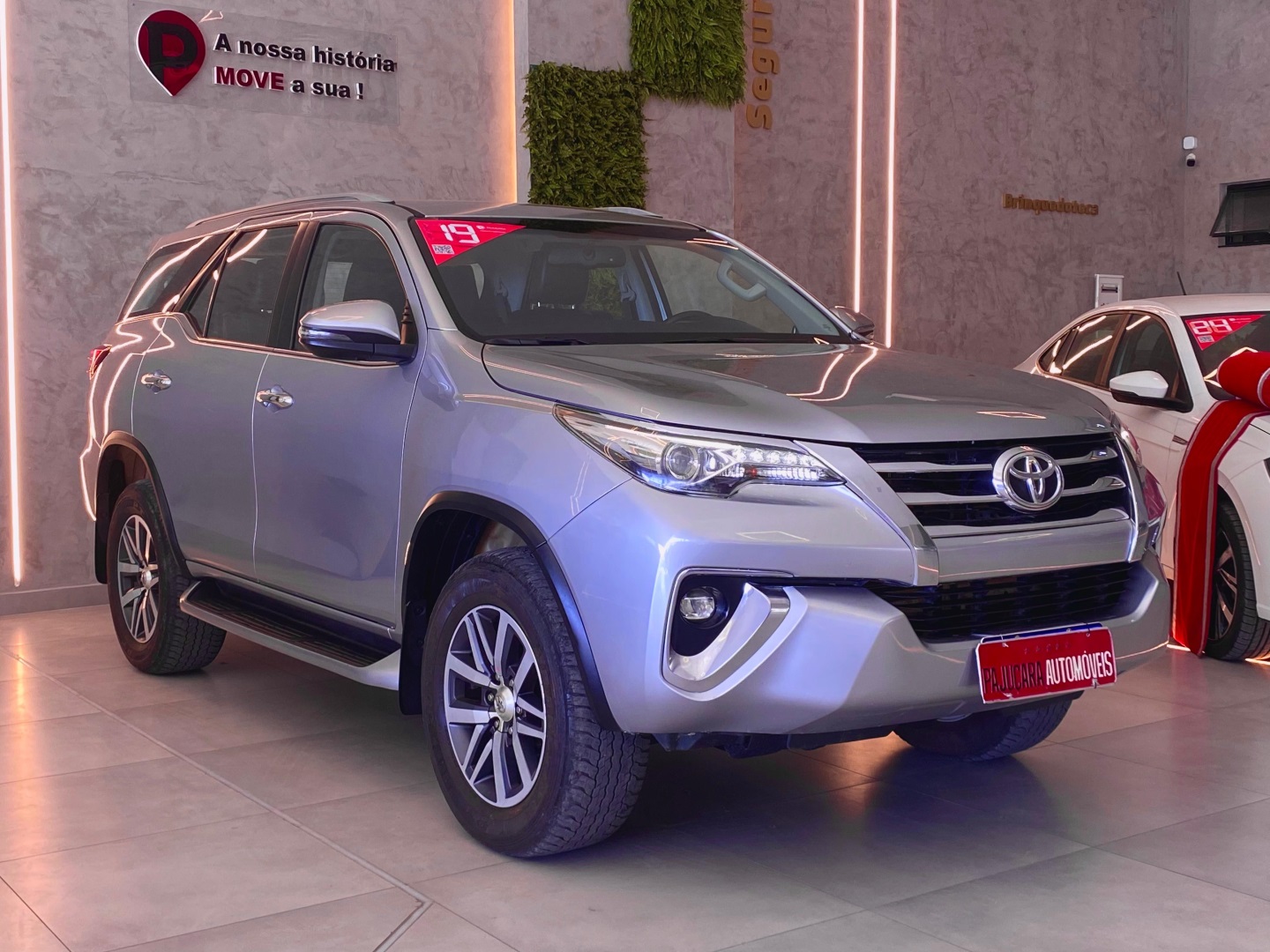 TOYOTA HILUX SW4