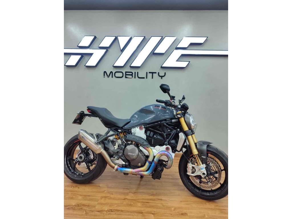 DUCATI MONSTER 1200 S