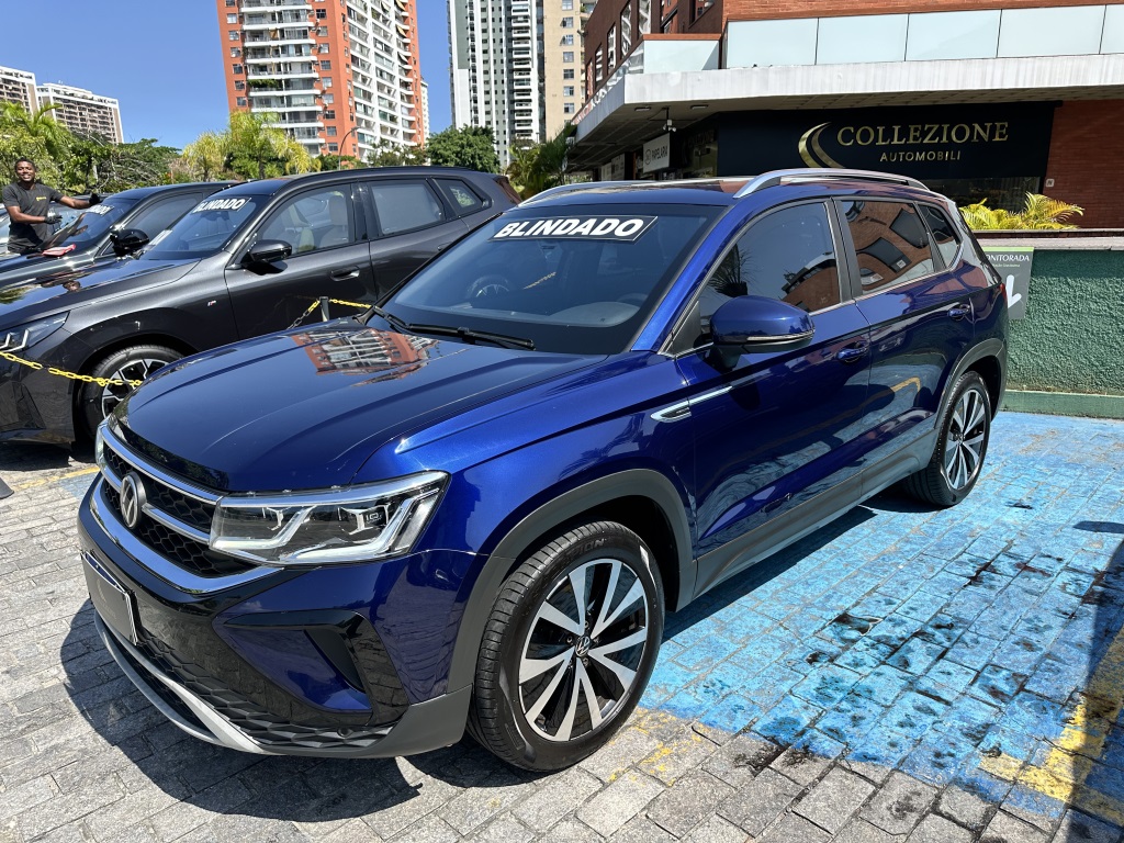 VOLKSWAGEN TAOS