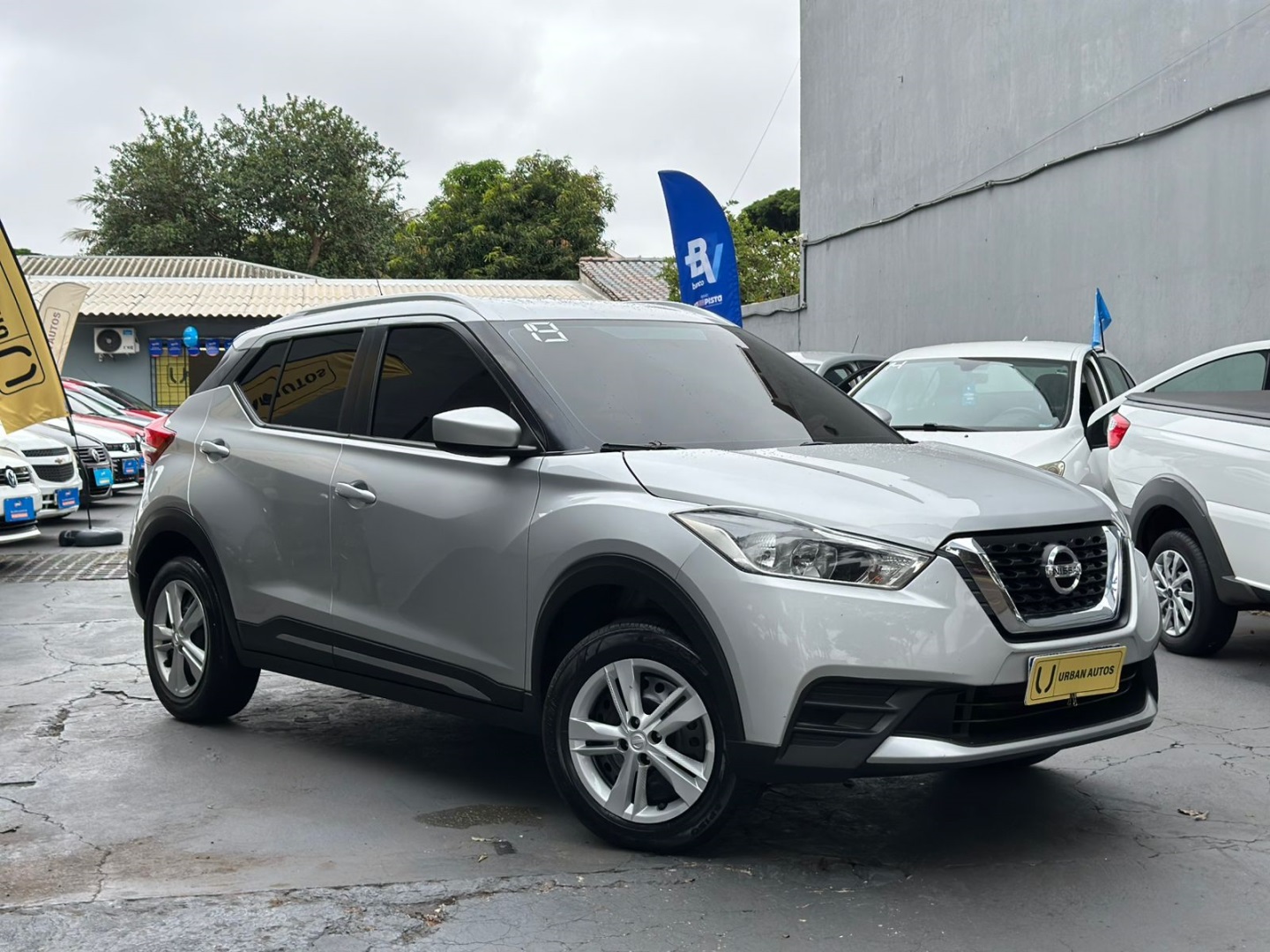 NISSAN KICKS