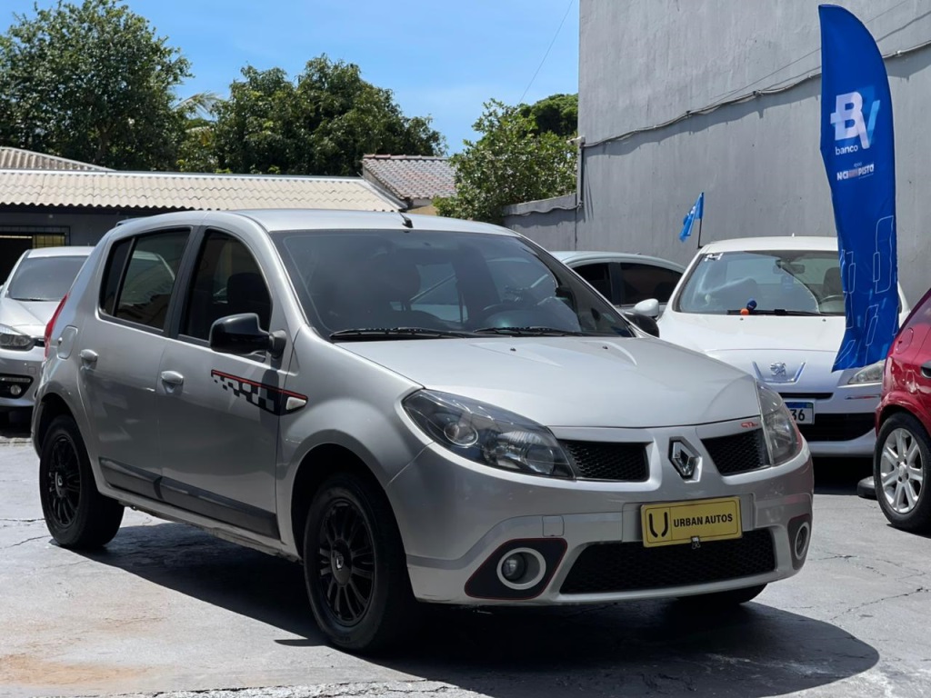 RENAULT SANDERO