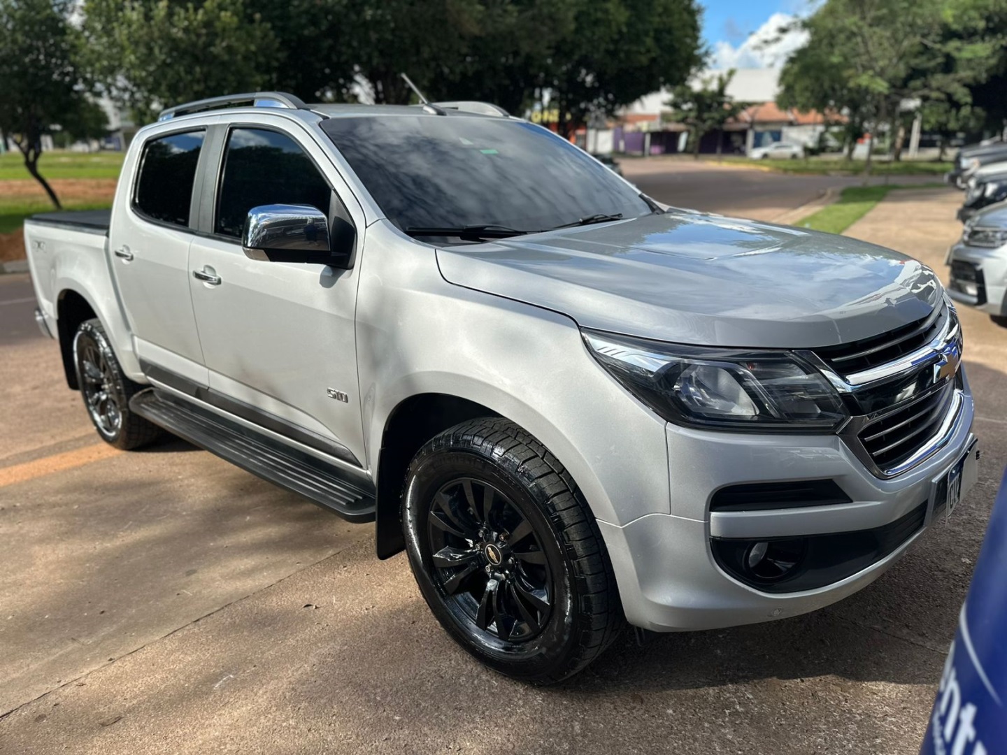 CHEVROLET S10