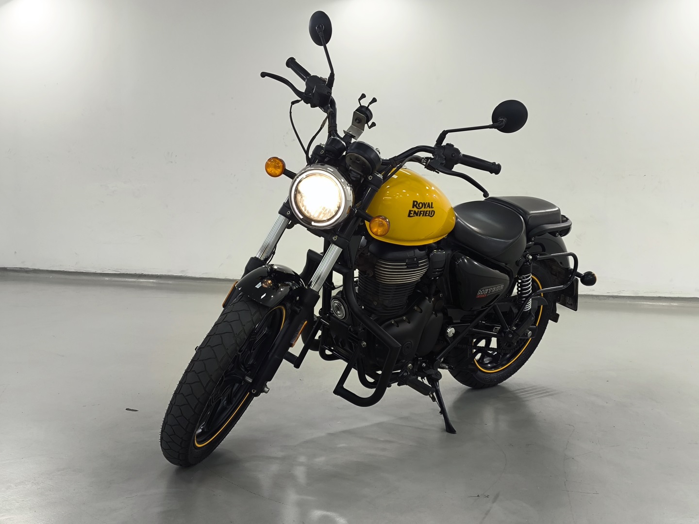 ROYAL ENFIELD METEOR FIREBALL 350CC ABS METEOR FIREBALL 350CC ABS