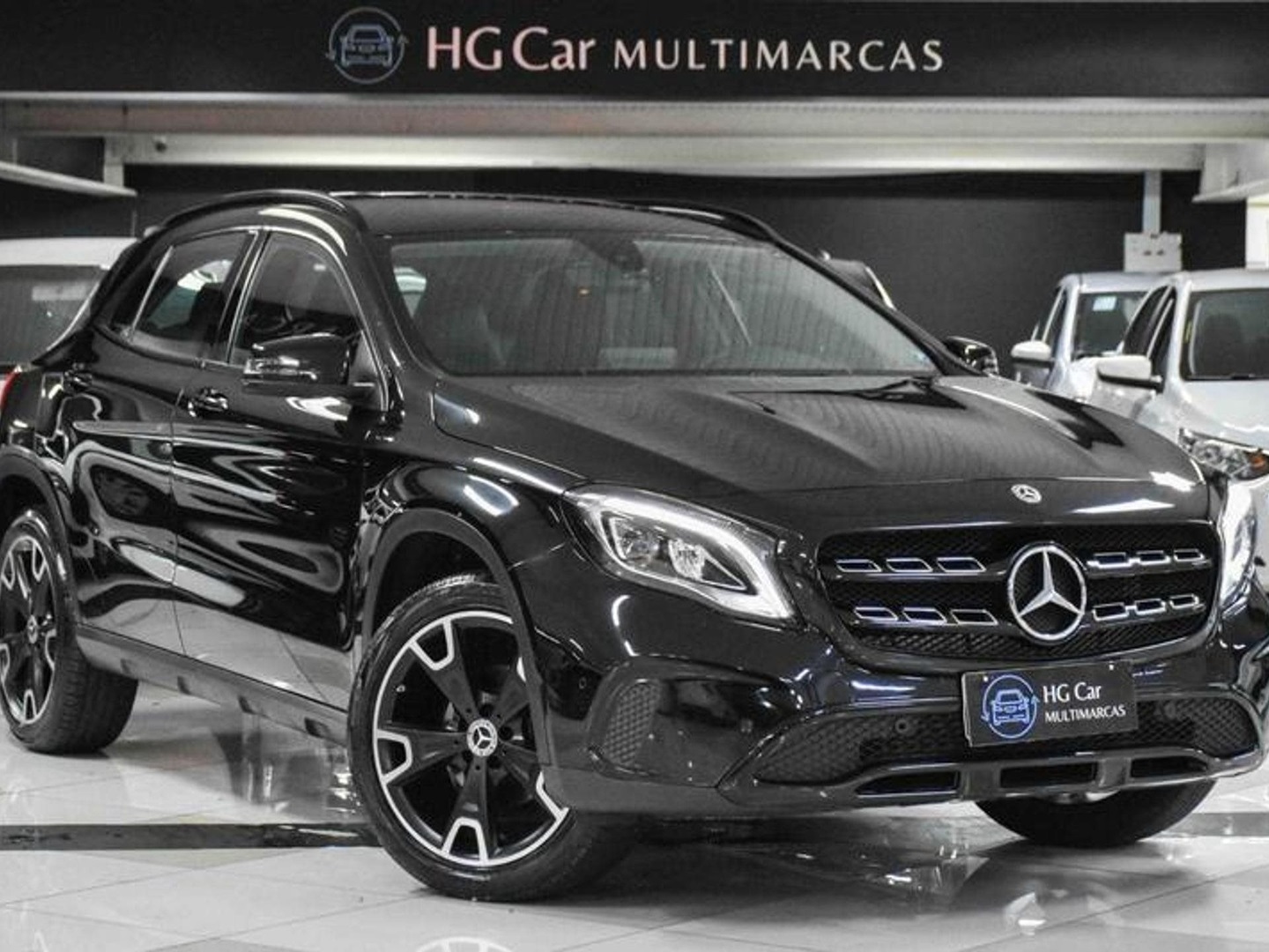 MERCEDES-BENZ GLA 200 1.6 CGI FLEX ADVANCE 7G-DCT
