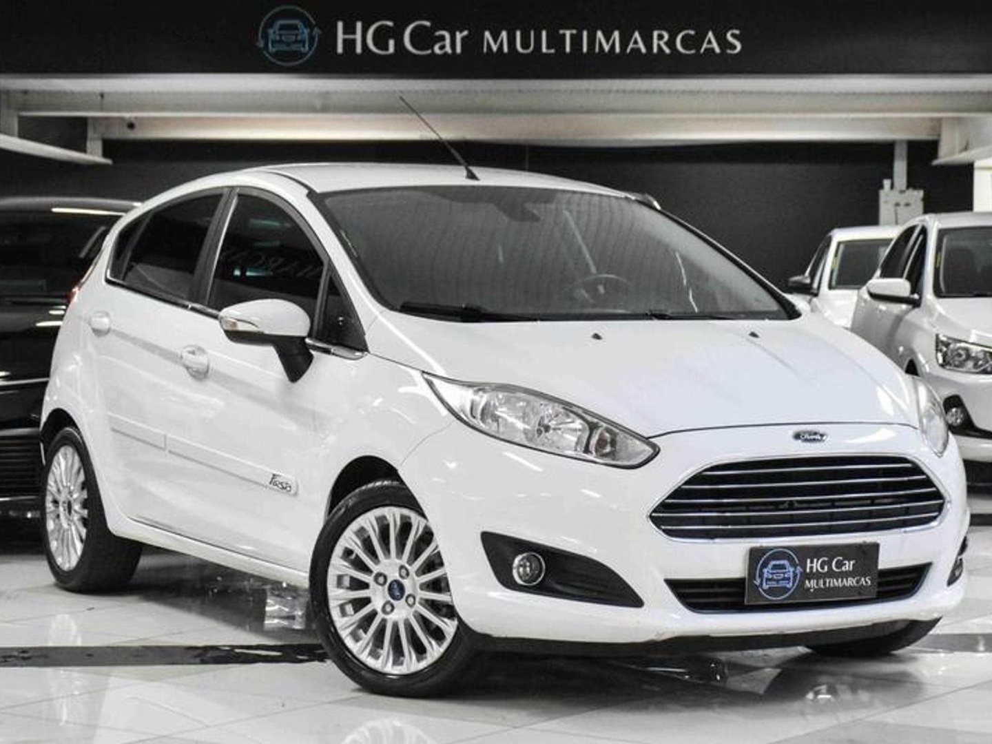 FORD FIESTA 1.6 TITANIUM HATCH 16V FLEX 4P POWERSHIFT