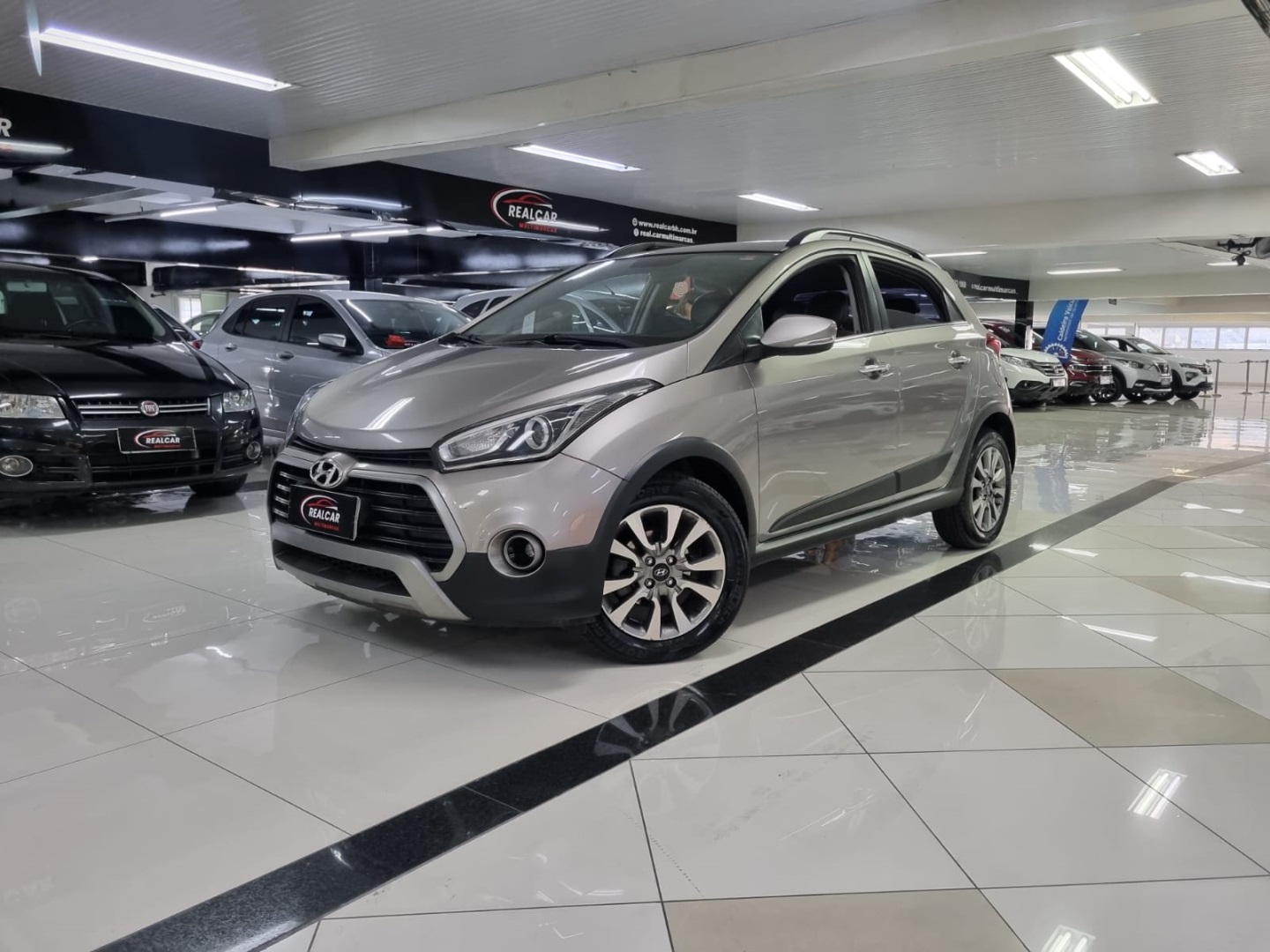 HYUNDAI HB20X 1.6 16V PREMIUM FLEX 4P AUTOMÁTICO