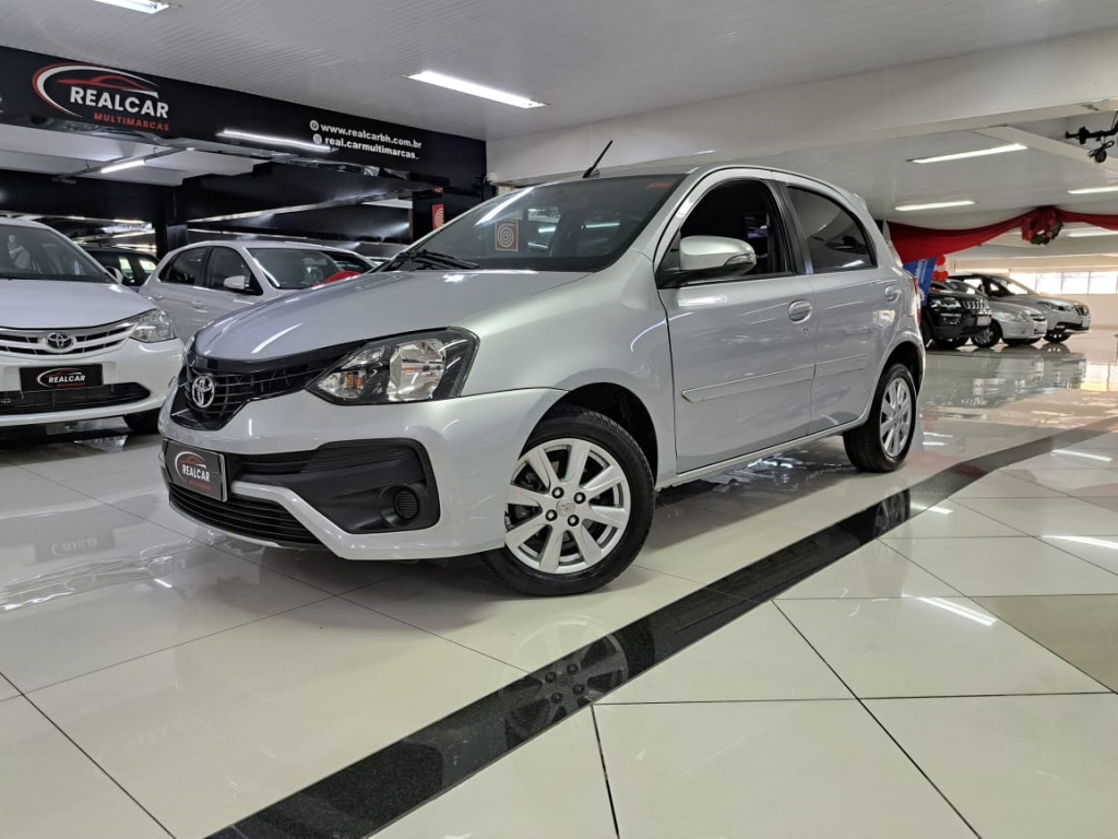 TOYOTA ETIOS 1.5 X PLUS 16V FLEX 4P AUTOMÁTICO