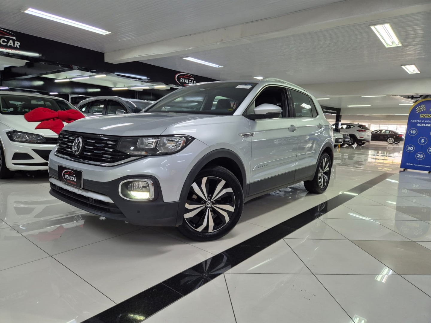 VOLKSWAGEN T-CROSS 1.4 250 TSI TOTAL FLEX HIGHLINE AUTOMÁTICO