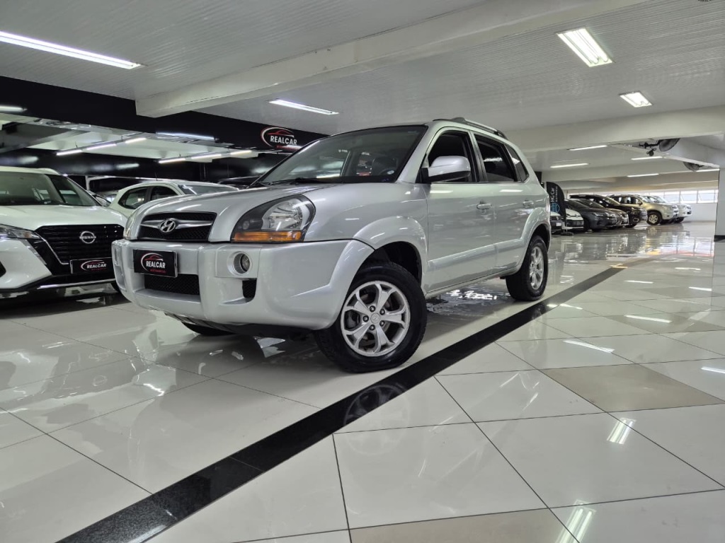 HYUNDAI TUCSON 2.0 MPFI GLS TOP 16V 143CV 2WD FLEX 4P AUTOMÁTICO