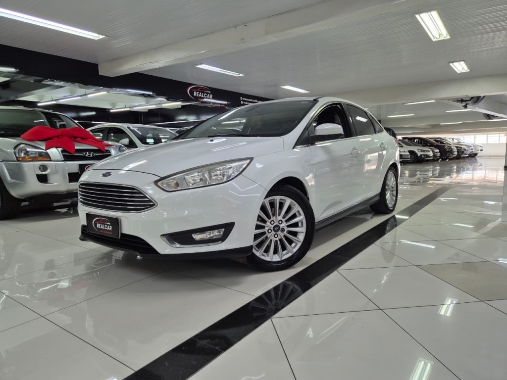 FORD FOCUS 2.0 TITANIUM 16V FLEX 4P POWERSHIFT
