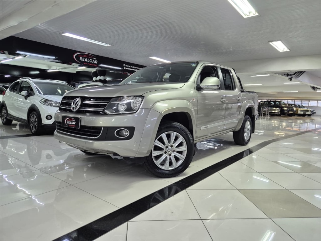 VOLKSWAGEN AMAROK 2.0 HIGHLINE 4X4 CD 16V TURBO INTERCOOLER DIESEL 4P AUTOMÁTICO