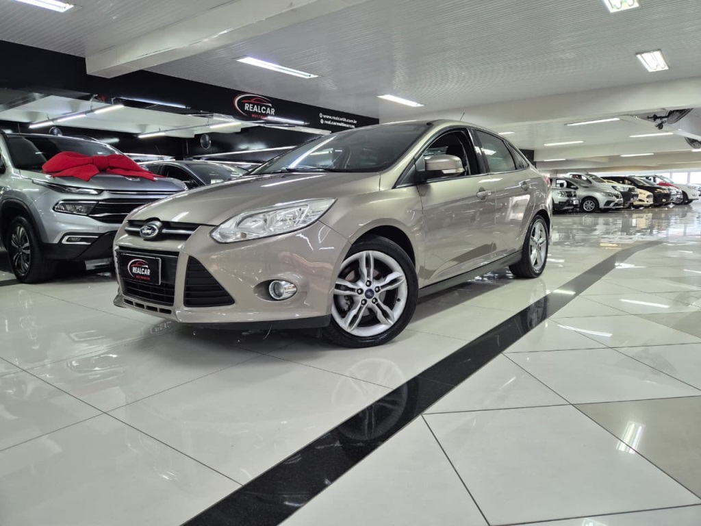 FORD FOCUS 2.0 S SEDAN 16V FLEX 4P POWERSHIFT