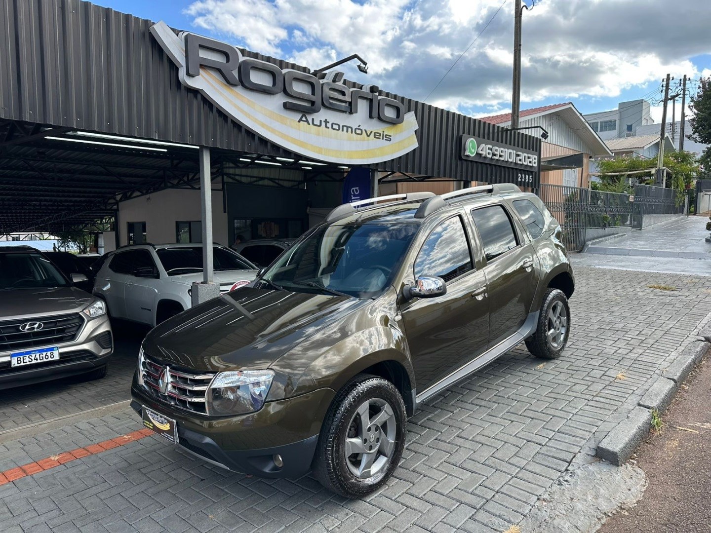 RENAULT DUSTER