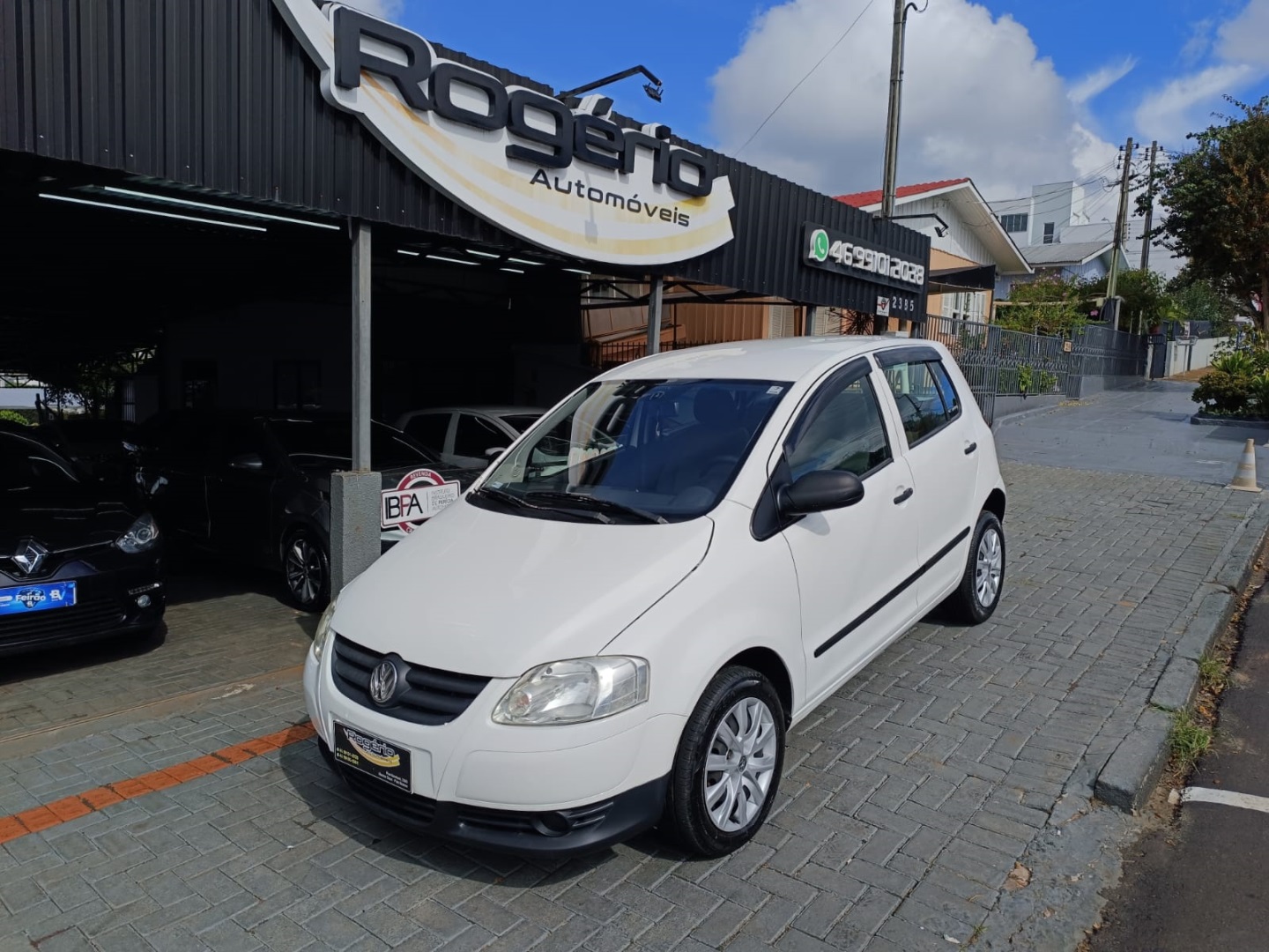VOLKSWAGEN FOX