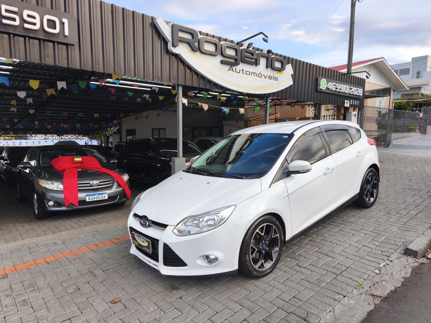 FORD FOCUS