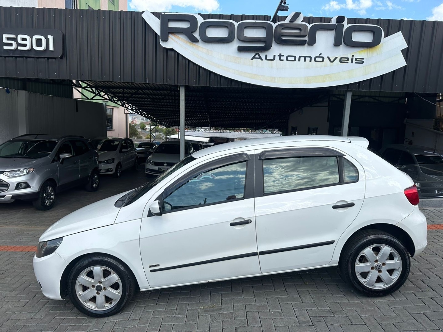 Volkswagen Gol City (trend) 1.0 Mi Total Flex 8V 2P - foto 2