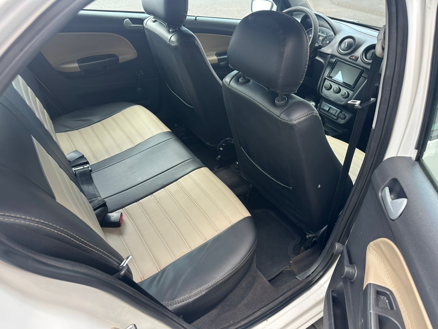 Volkswagen Gol City (trend) 1.0 Mi Total Flex 8V 2P - foto 12