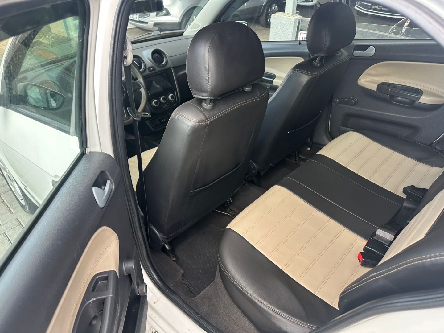 Volkswagen Gol City (trend) 1.0 Mi Total Flex 8V 2P - foto 11