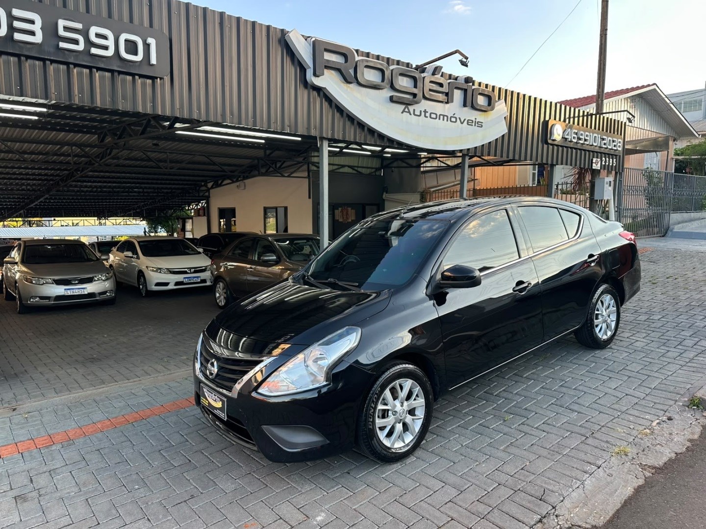 Nissan Versa 2018 à venda
