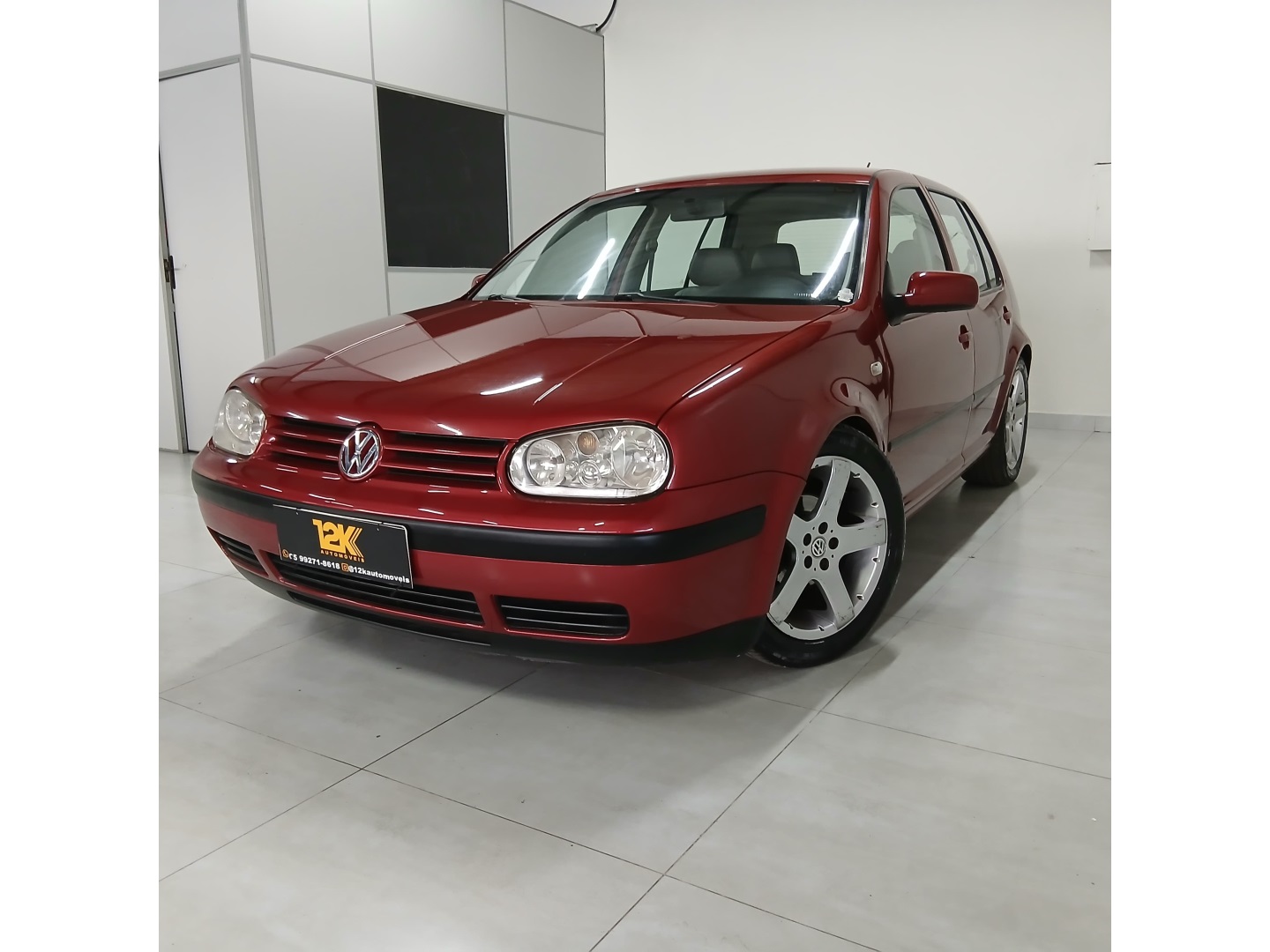 VOLKSWAGEN GOLF