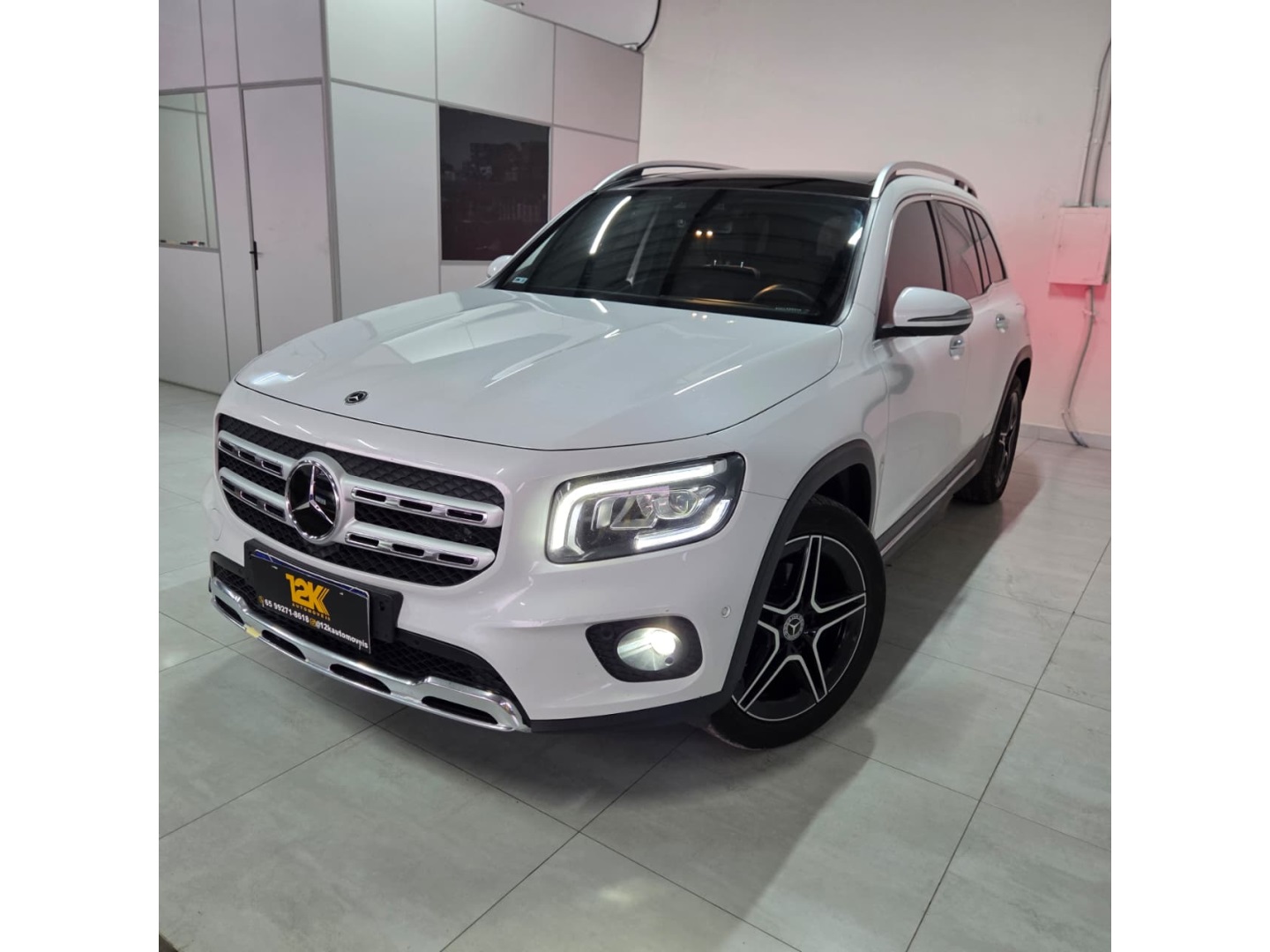 MERCEDES-BENZ GLB 200