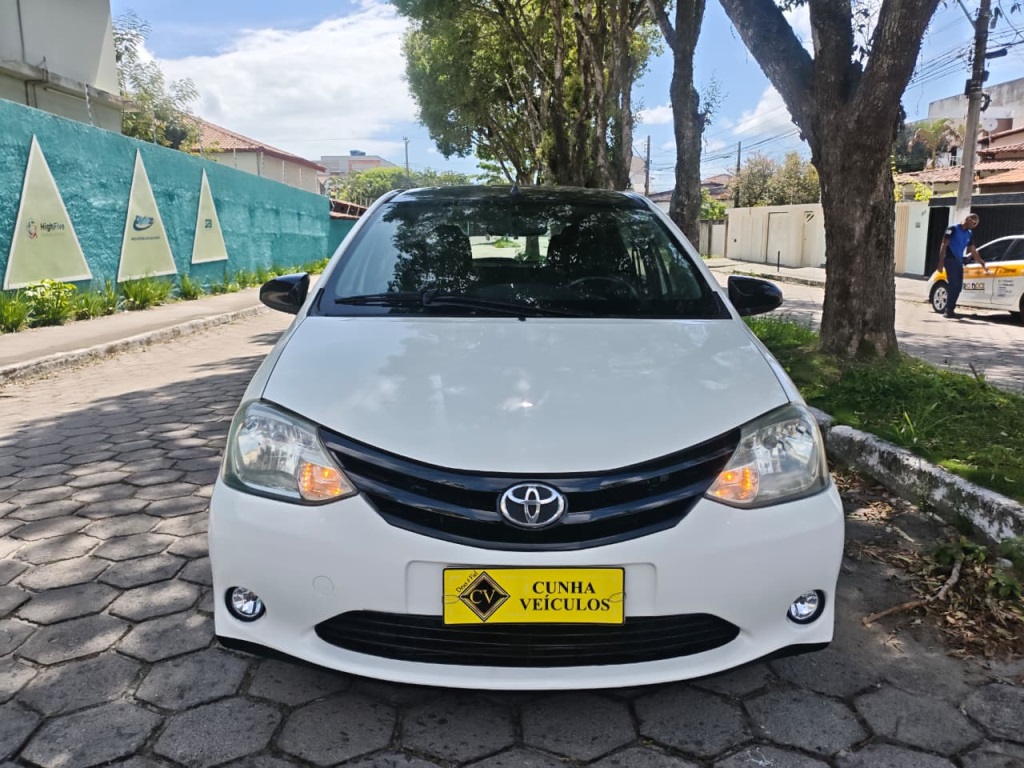 TOYOTA ETIOS