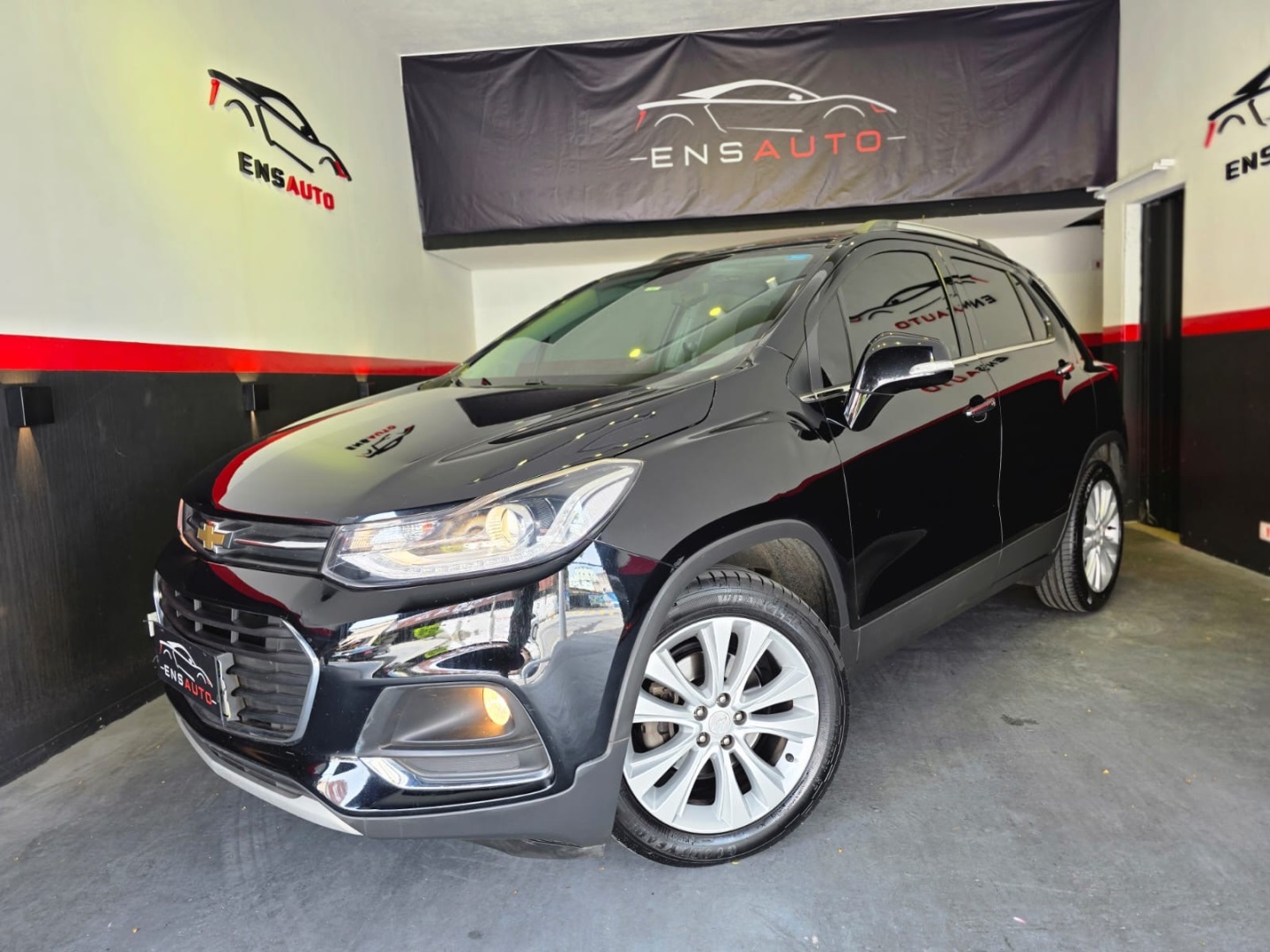 CHEVROLET TRACKER