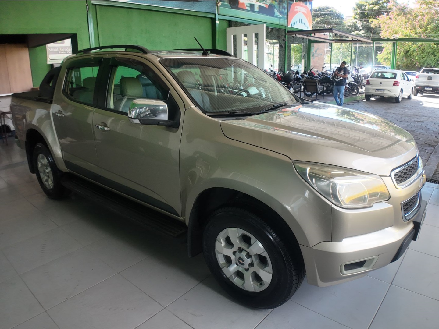 CHEVROLET S10